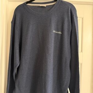 Columbia Men's Blue long sleeve thermal size XL